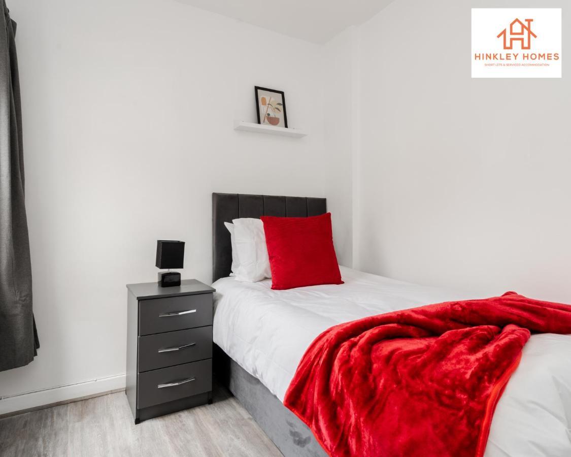 Stylish Home 8 Guests - Liverpool - Free Wifi & Parking By Hinkley Homes Short Lets & Serviced Accommodation Exteriér fotografie