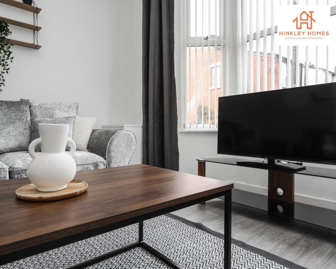 Stylish Home 8 Guests - Liverpool - Free Wifi & Parking By Hinkley Homes Short Lets & Serviced Accommodation Exteriér fotografie