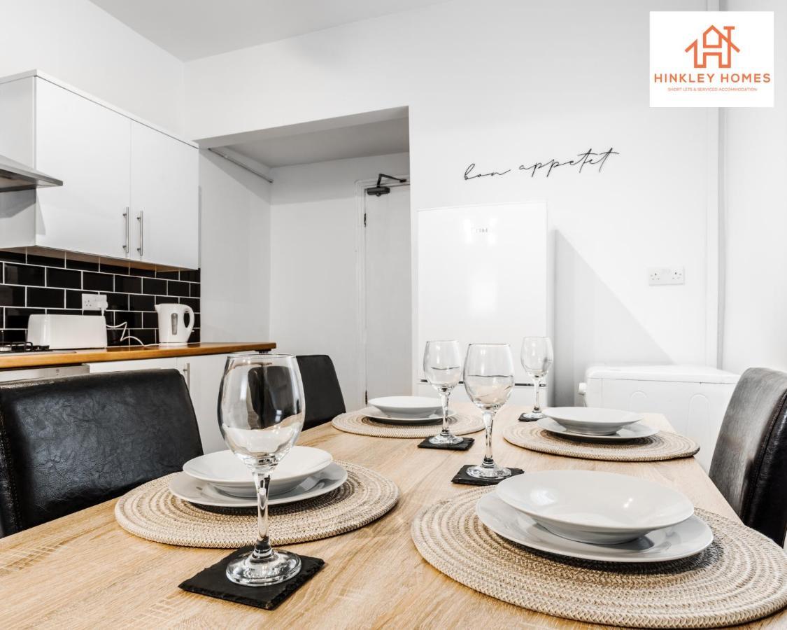 Stylish Home 8 Guests - Liverpool - Free Wifi & Parking By Hinkley Homes Short Lets & Serviced Accommodation Exteriér fotografie